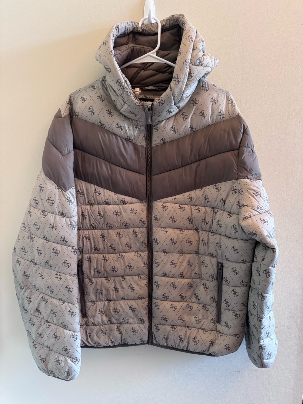 GUESS Women’s Large Monogram Puffer Jacket Hooded Logo Full Zip